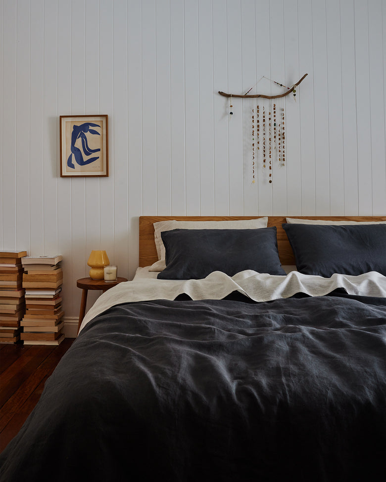 Charcoal & Oatmeal Bedding
